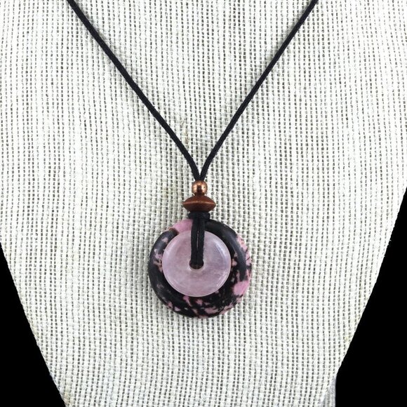 Rhodonite and Rose Quartz Pendant Handmade - Picture 3 of 6